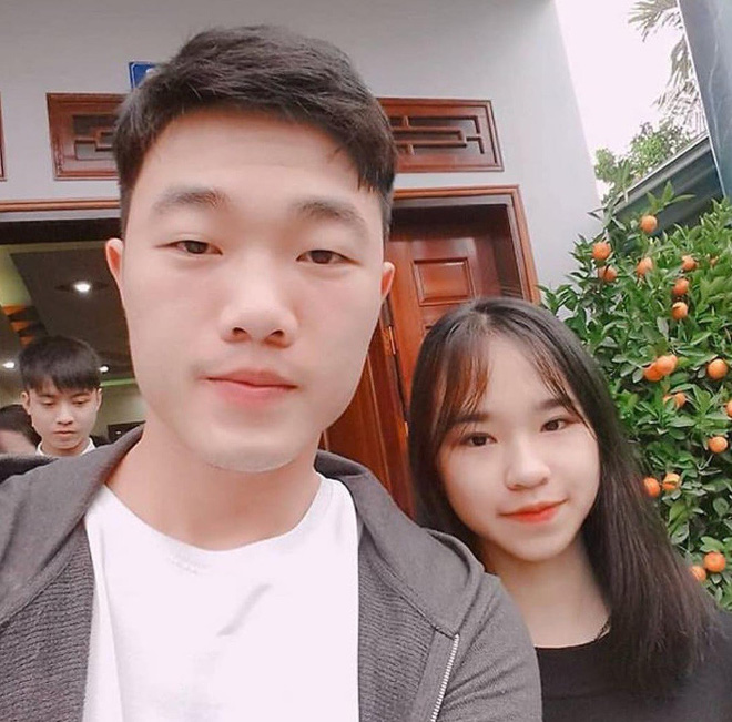 Tết của U23: Người khoe ảnh lãng mạn với bạn gái, người vui vẻ sum họp bên gia đình